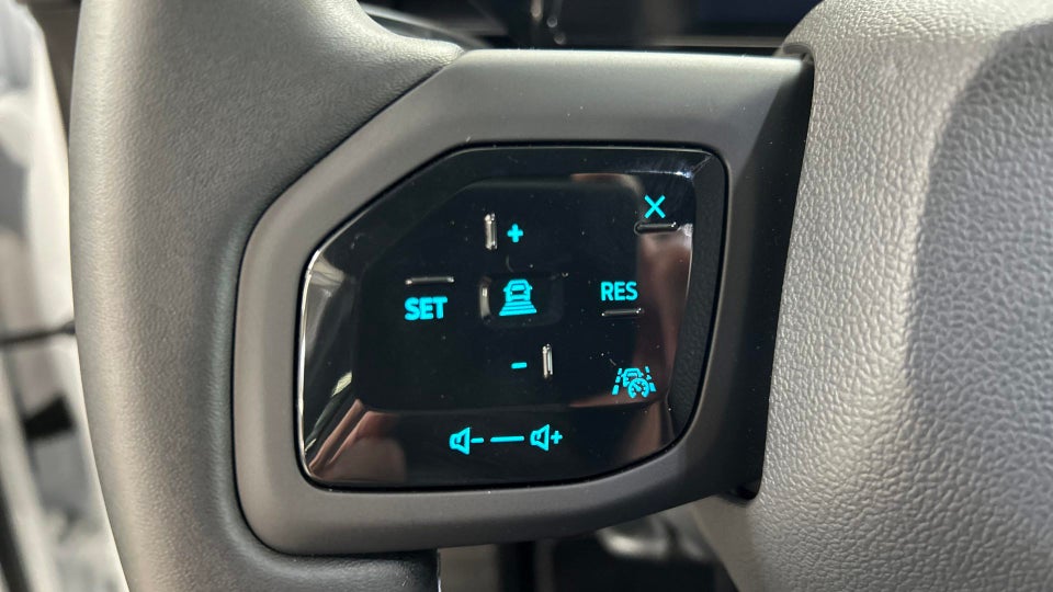 Ford Capri 82 Premium Extended Range 5d