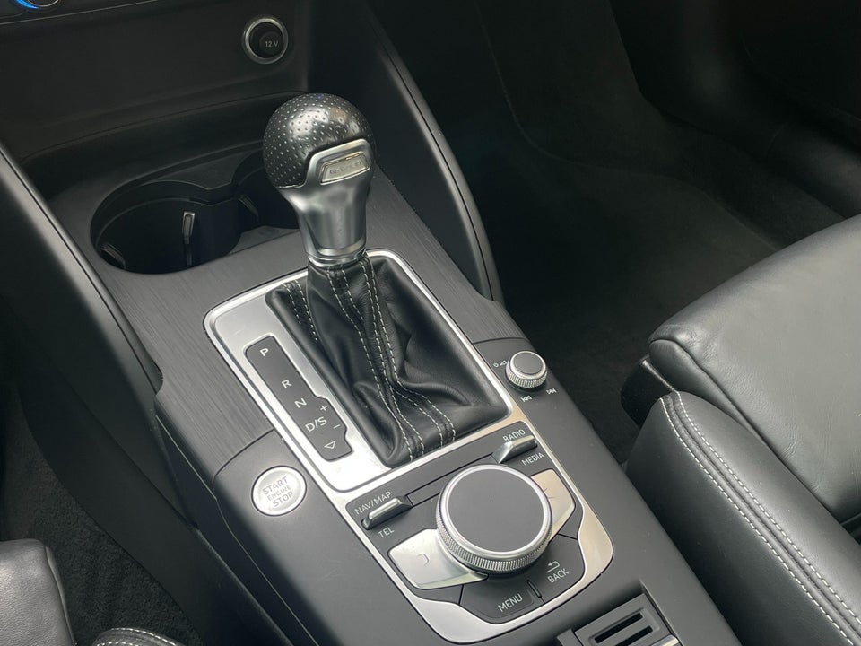 Audi A3 1,4 e-tron S-line Sportback S-tr. 5d
