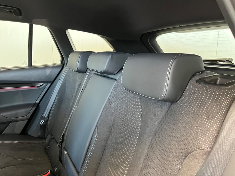 Skoda Enyaq 85x iV Sportline Maxx 5d