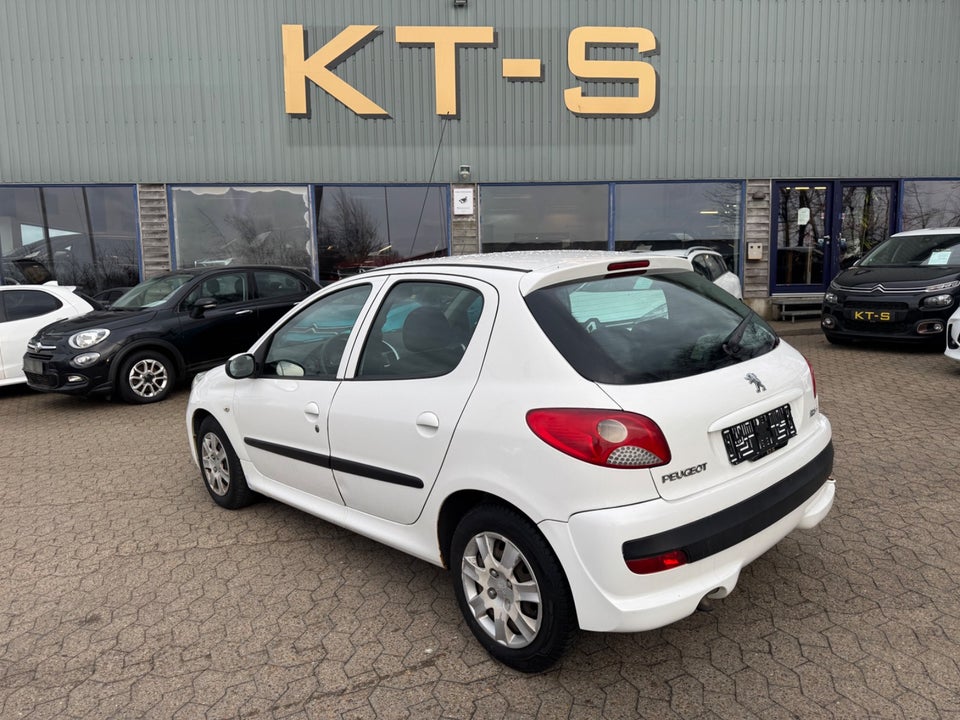 Peugeot 206+ 1,4 HDi 68 5d