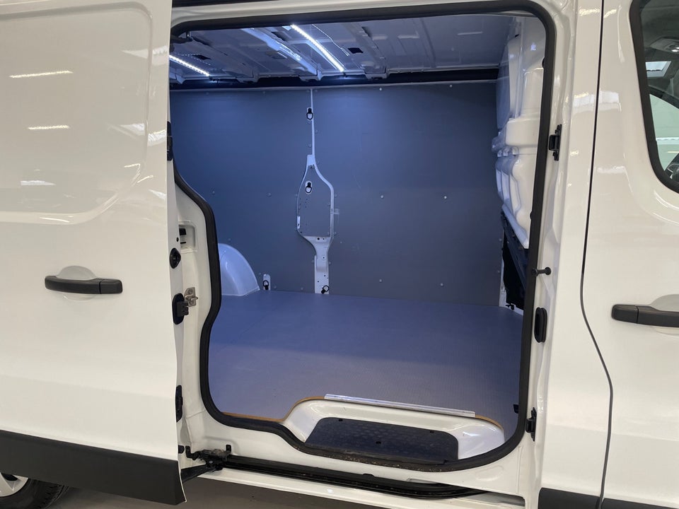 Nissan Primastar 2,0 dCi 150 L2H1 N-Connecta Van