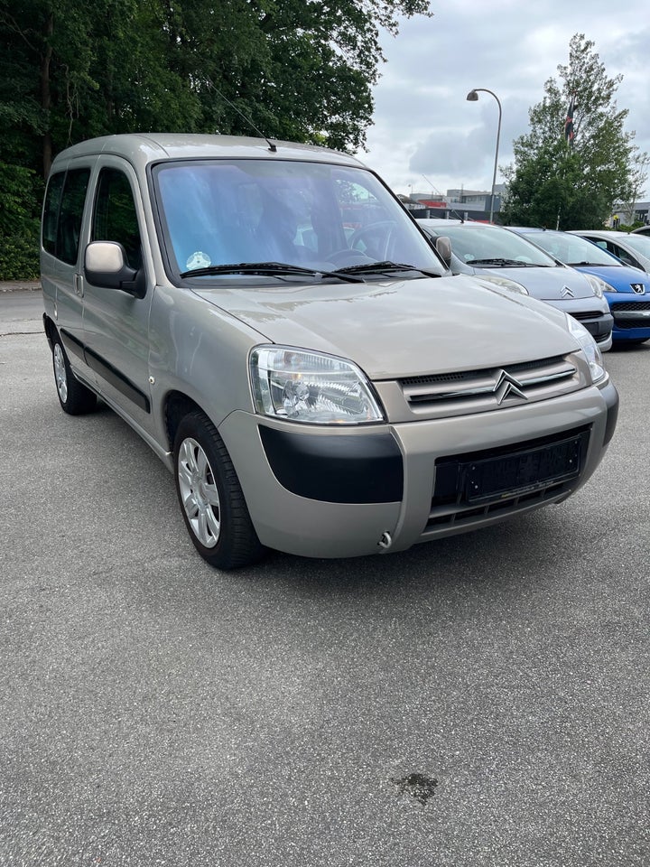Citroën Berlingo 1,6i 16V Family 5d