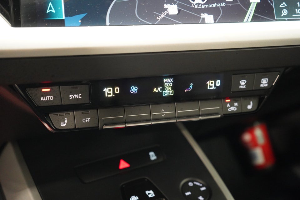 Audi Q4 e-tron 40 Advanced 5d