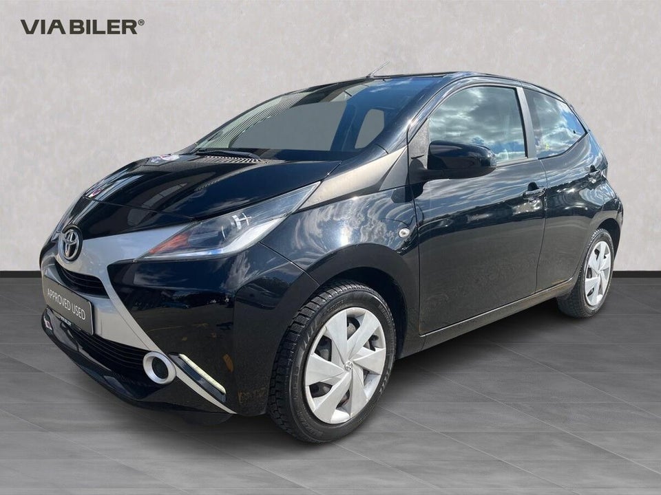 Toyota Aygo 1,0 VVT-i x-play x-shift 5d