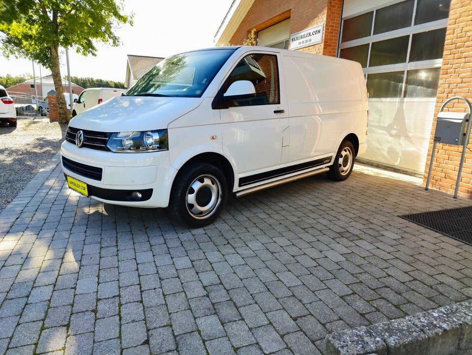 VW Transporter 2,0 TDi 140 Kassevogn DSG kort