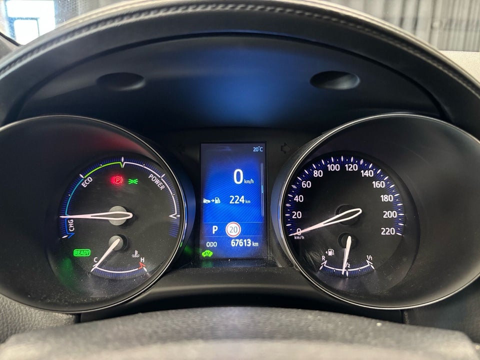 Toyota C-HR 1,8 Hybrid Selected CVT 5d