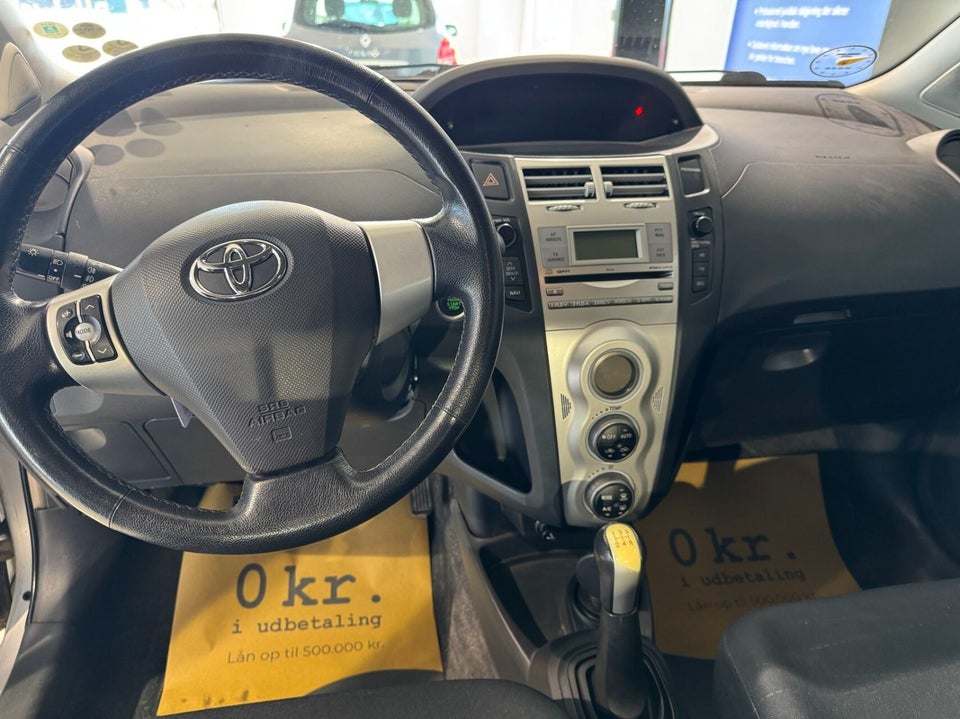 Toyota Yaris 1,3 Sol 5d