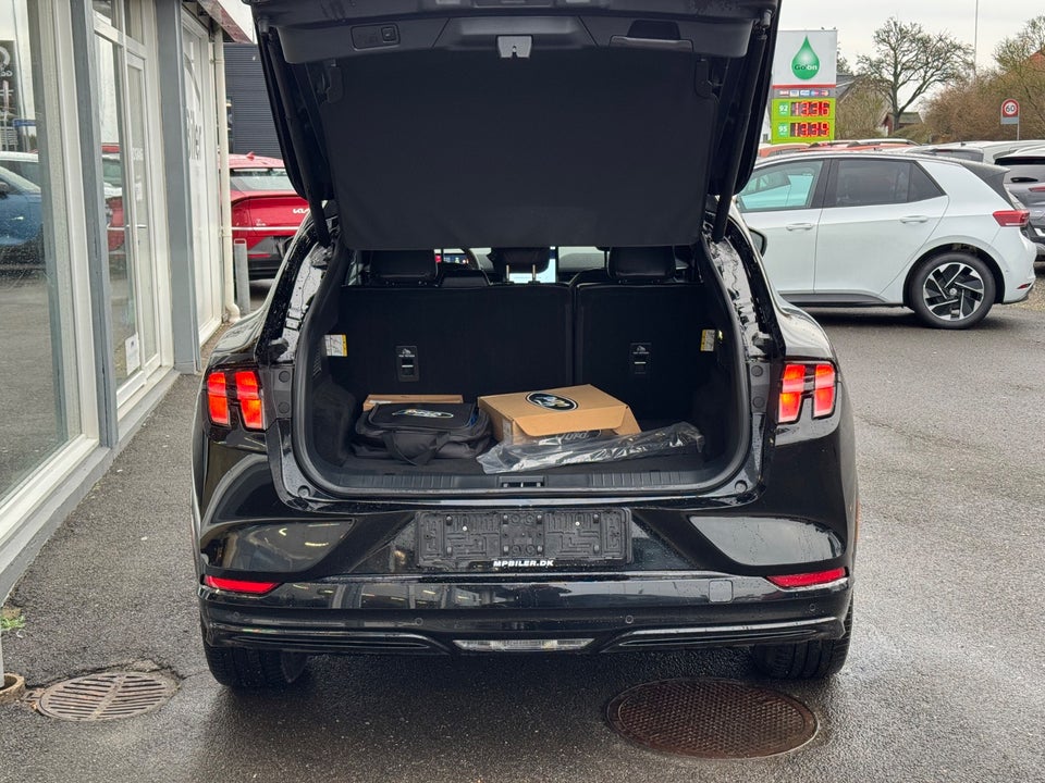 Ford Mustang Mach-E 98 Premium Extended Range 5d