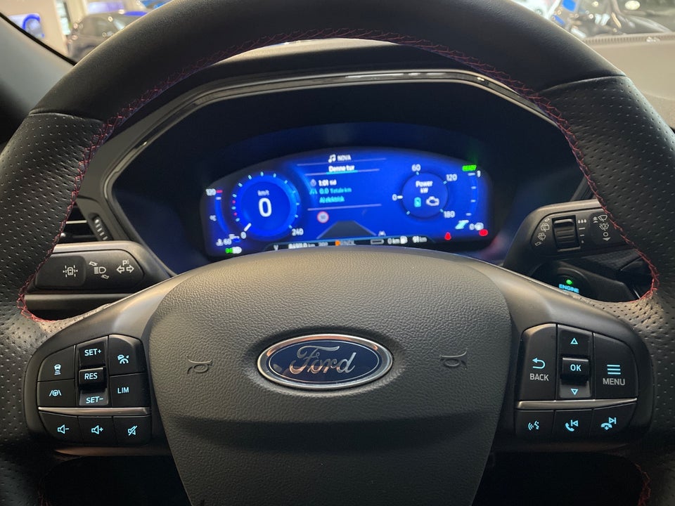 Ford Kuga 2,5 PHEV ST-Line X CVT 5d