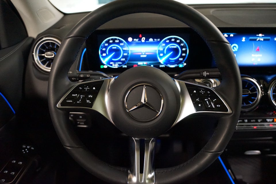 Mercedes EQB250+ Progressive Advance Plus 5d