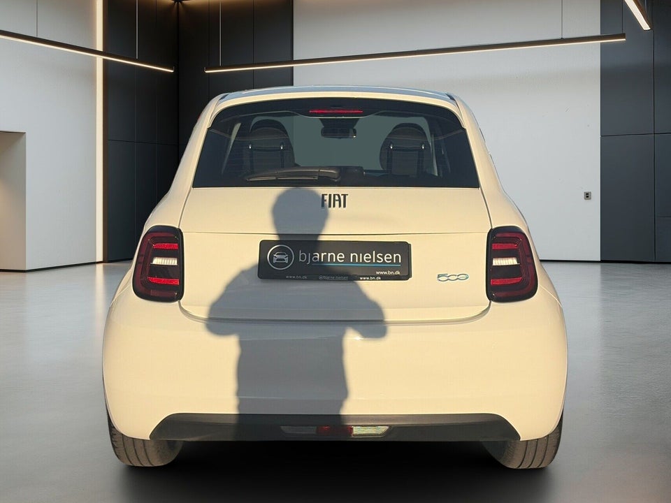 Fiat 500e 42 Icon 3+1 4d