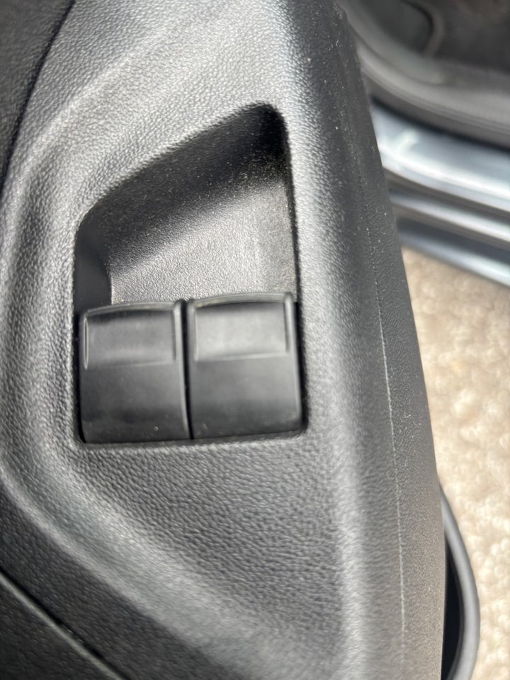 Citroën C1 1,0 VTi Street+ 5d