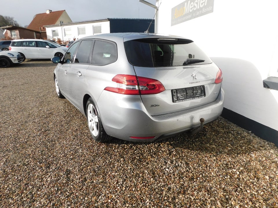 Peugeot 308 1,6 BlueHDi 120 Active 5d