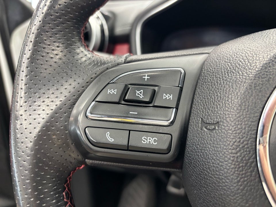 MG EHS 1,5 PHEV Luxury 5d