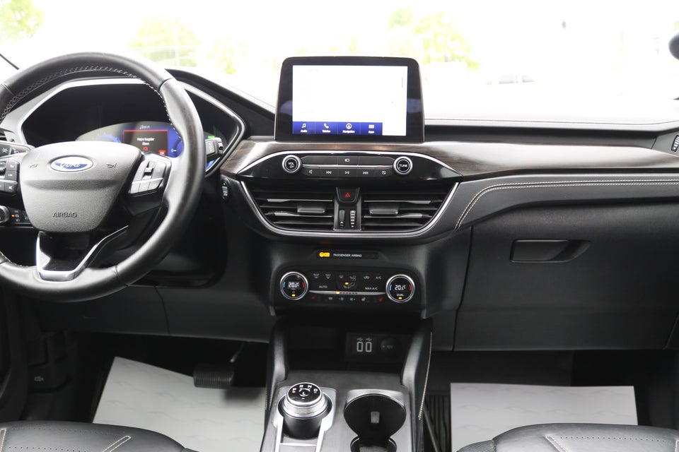 Ford Kuga 2,5 PHEV Vignale CVT 5d