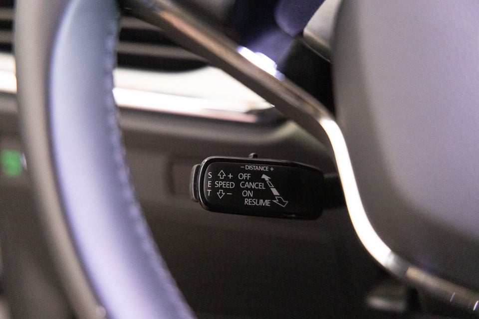 Skoda Enyaq 60 iV Loft 5d