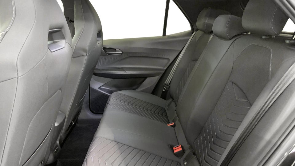 Cupra Born 59 e-Boost 5d