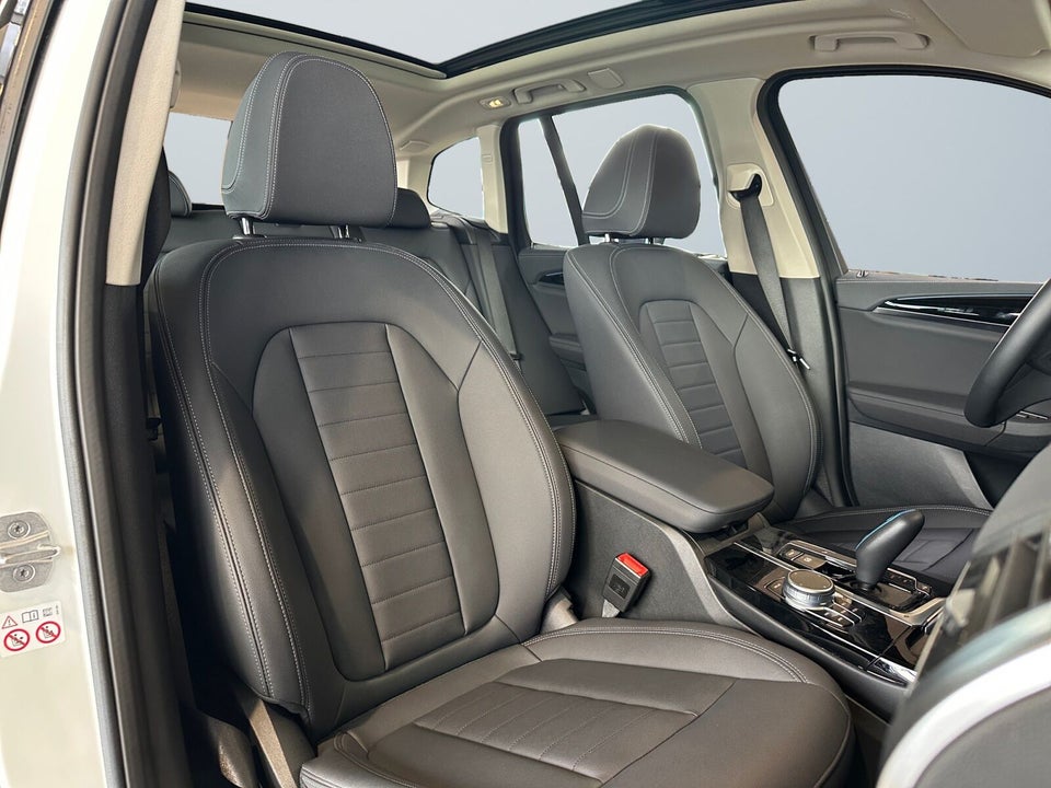 BMW iX3 Inspiring 5d