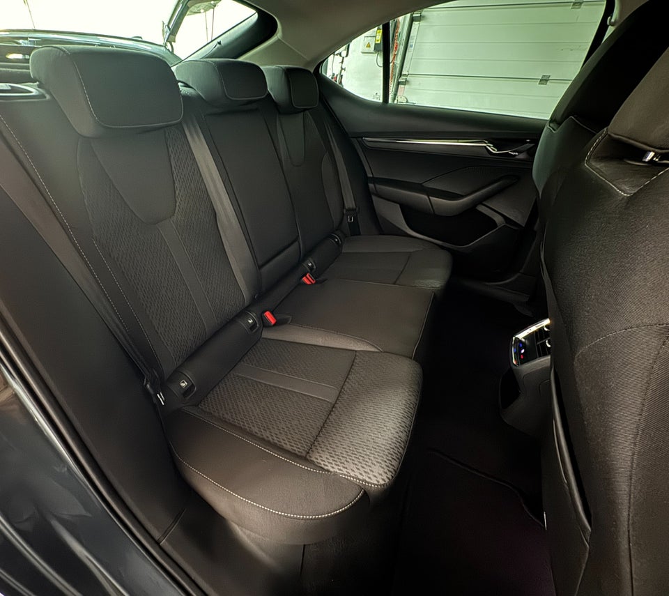 Skoda Octavia 1,4 TSi iV Plus DSG 5d