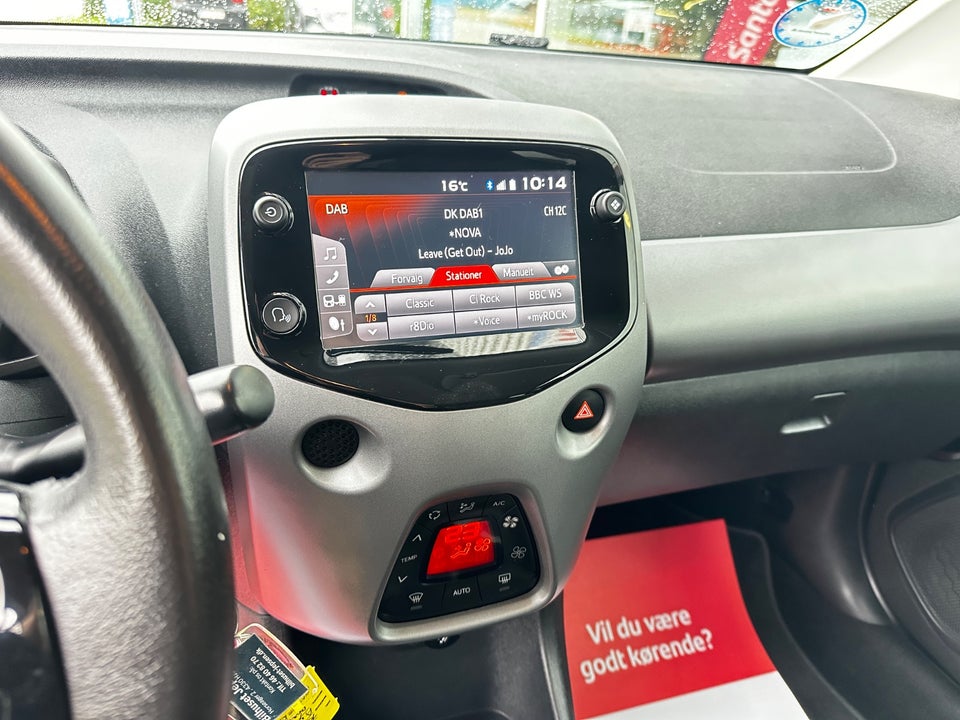 Toyota Aygo 1,0 VVT-i x-press 5d