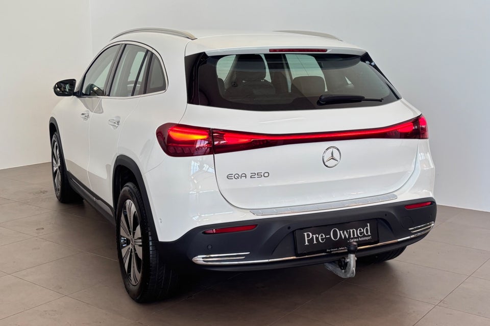 Mercedes EQA250 Progressive 5d