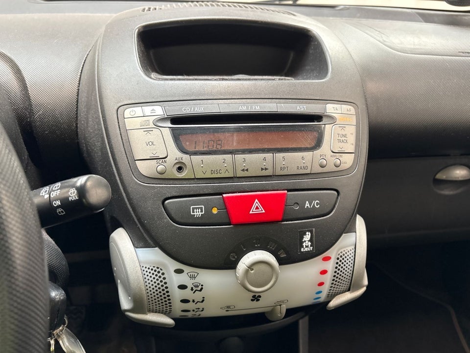 Peugeot 107 1,0 Cool 5d