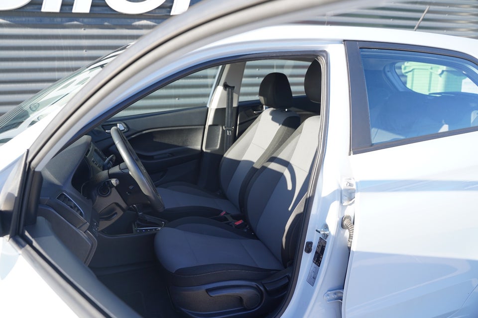 Hyundai i20 1,0 T-GDi Trend DCT 5d