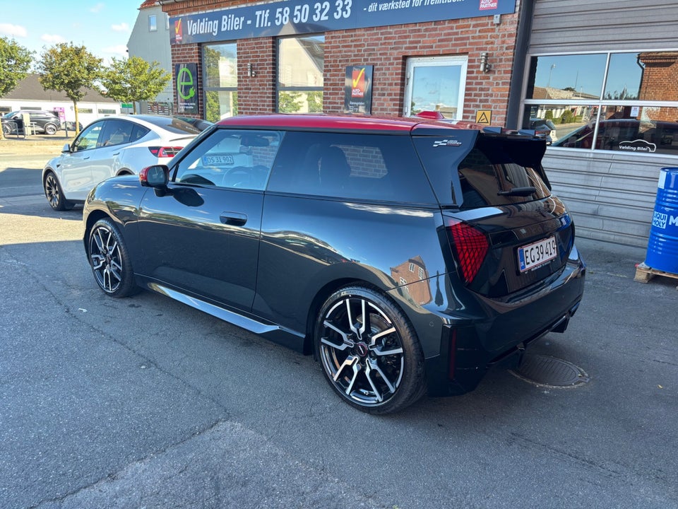 MINI Cooper SE JCW Trim XL 3d