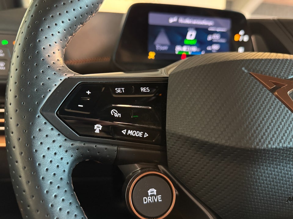 Cupra Born 77 e-Boost Dinamica Pack 5d