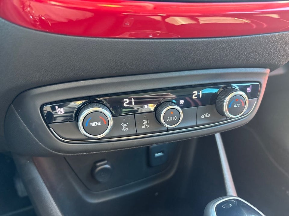 Opel Crossland 1,2 T 130 GS aut. 5d