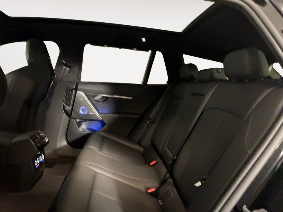 BMW M5 4,4 Touring xDrive aut. 5d