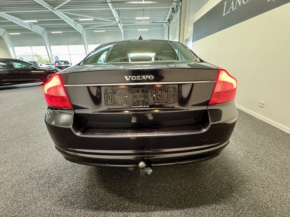 Volvo S80 2,5 T Summum aut. 4d