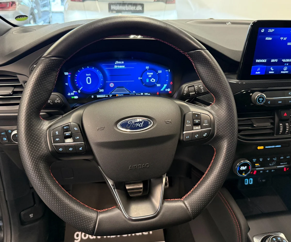 Ford Kuga 2,5 PHEV ST-Line X CVT 5d