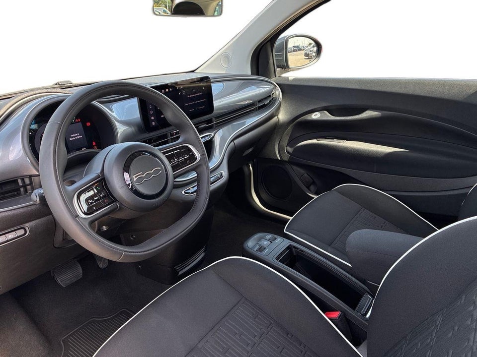 Fiat 500e 42 Icon 3d