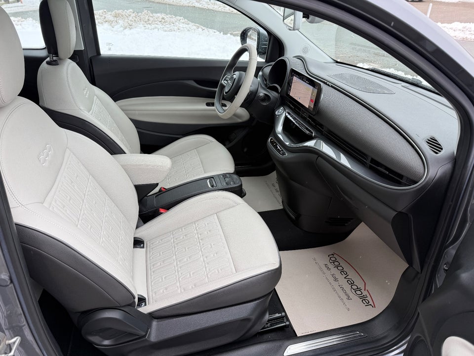 Fiat 500e 42 la Prima 3d