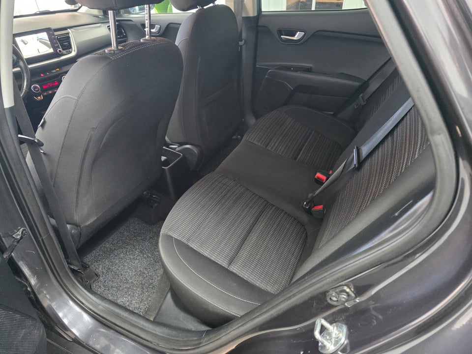 Kia Stonic 1,2 Attraction 5d