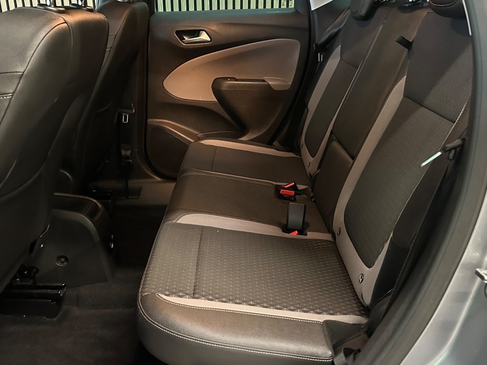 Opel Crossland X 1,2 T 110 Sport 5d