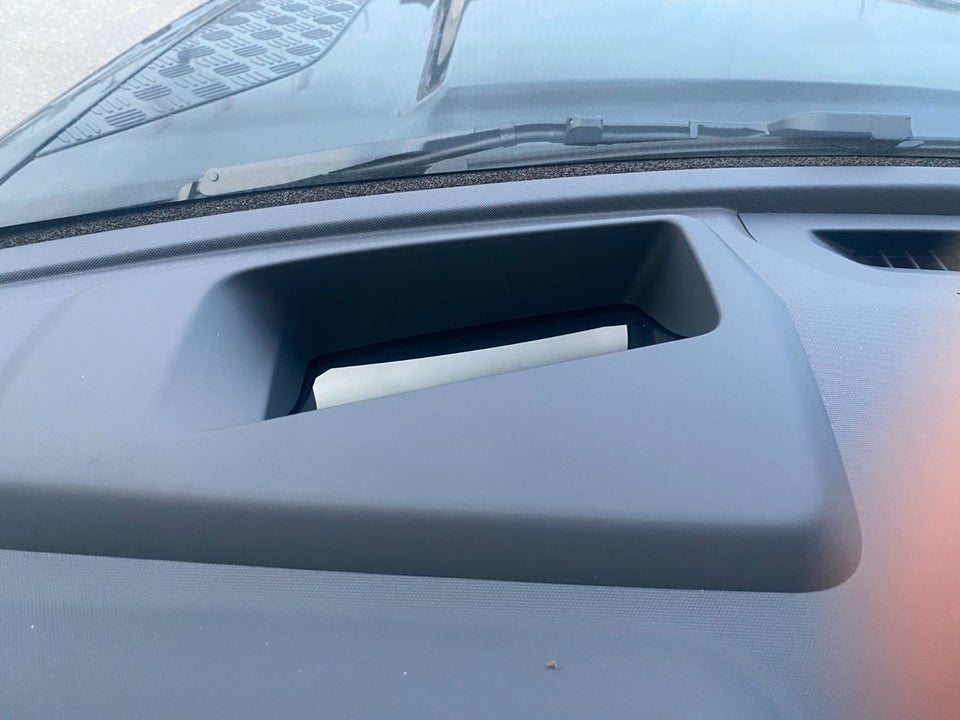 Land Rover Defender 90 3,0 D250 Hard Top X-Dynamic SE aut. Van 3d