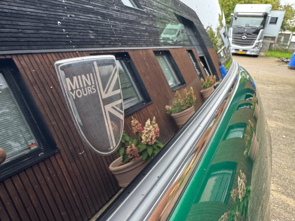 MINI Cooper SE Yours Trim 3d