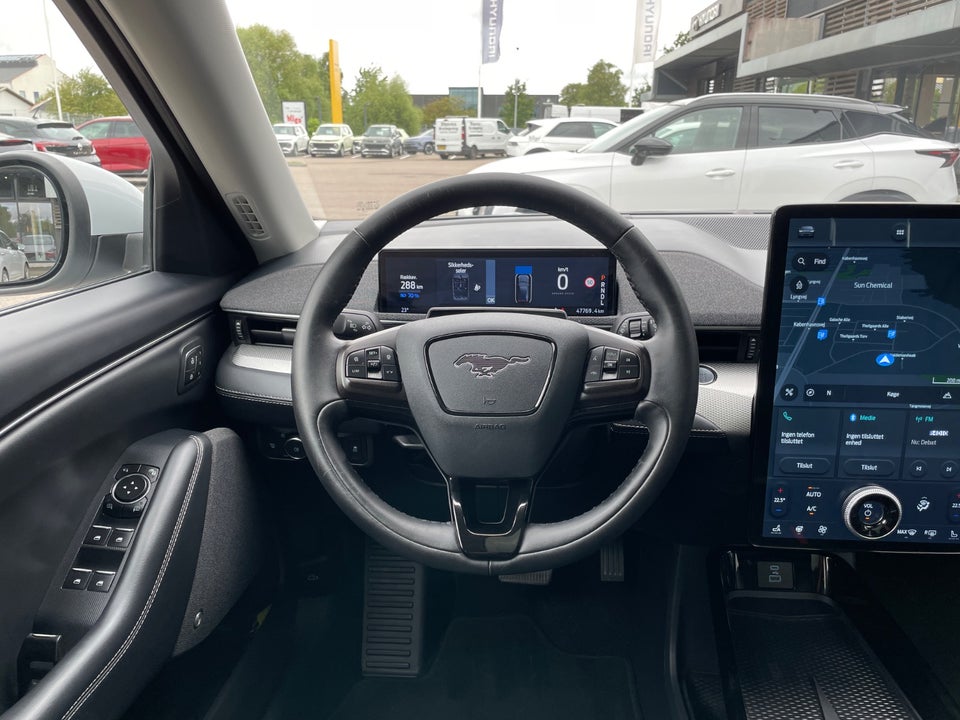 Ford Mustang Mach-E 98 Extended Range 5d