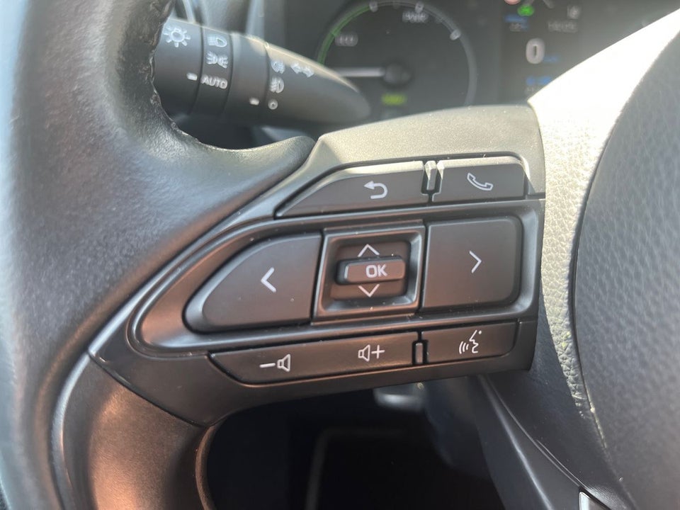 Toyota Yaris 1,5 Hybrid Active e-CVT 5d