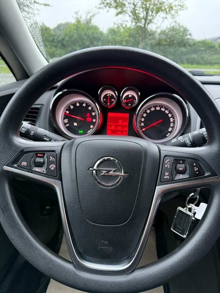 Opel Astra 1,4 100 Limited 5d