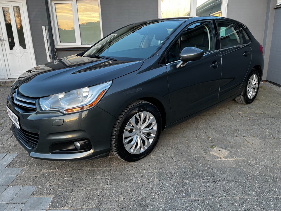 Citroën C4 1,6 e-HDi 112 Seduction 5d