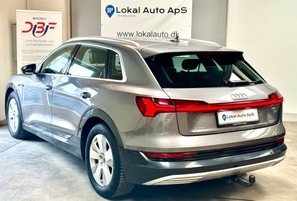 Audi e-tron 55 S-line quattro 5d