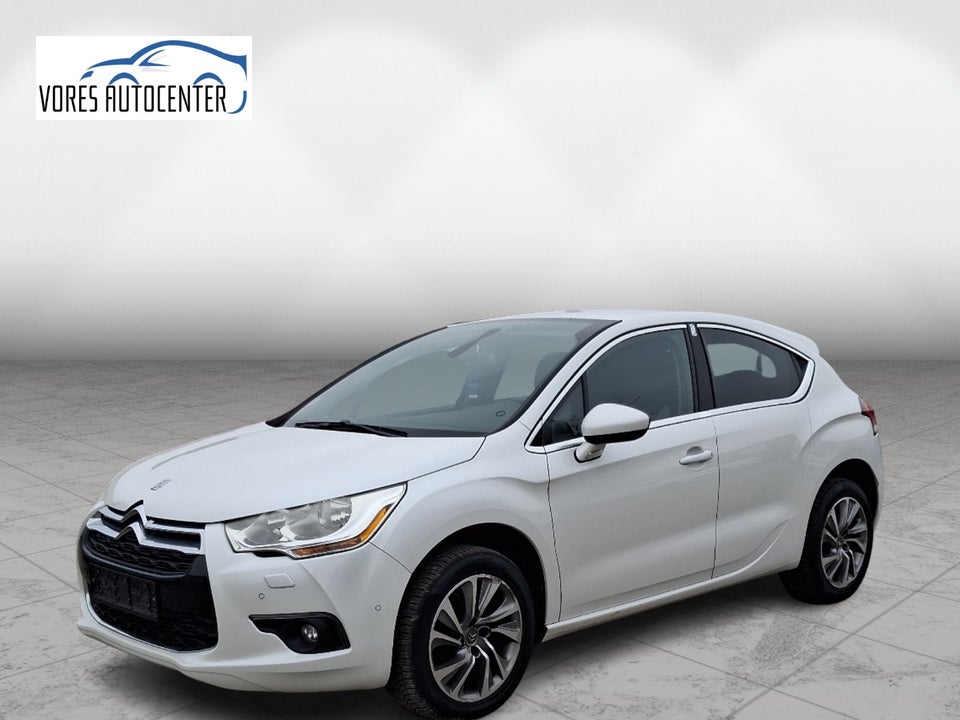 Citroën DS4 1,6 e-HDi 112 Style 5d