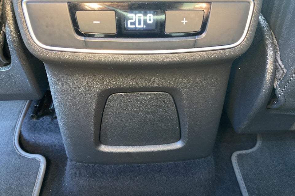 Audi Q4 e-tron 35 S-line 5d