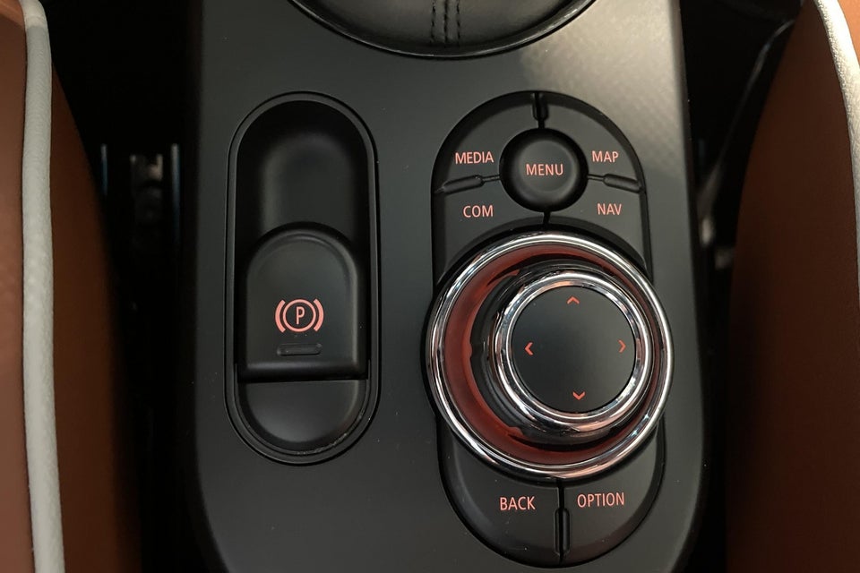 MINI Cooper SE Maximise 3d