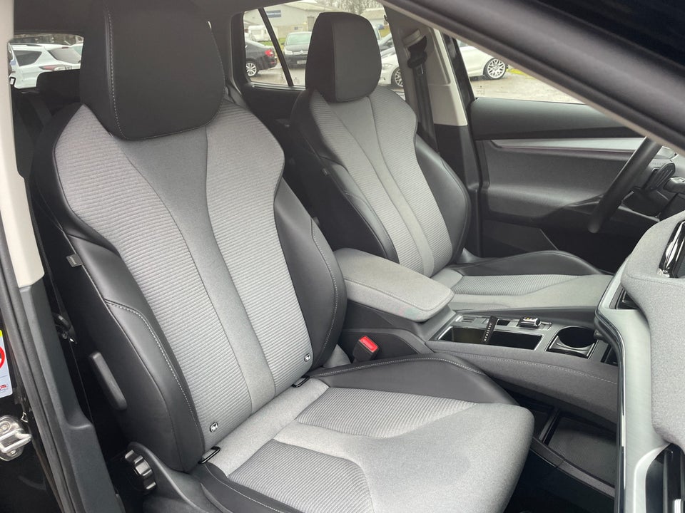 Skoda Enyaq 60 iV Premium 5d