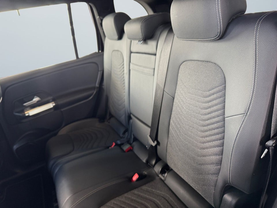 Mercedes EQB250+ Progressive 5d