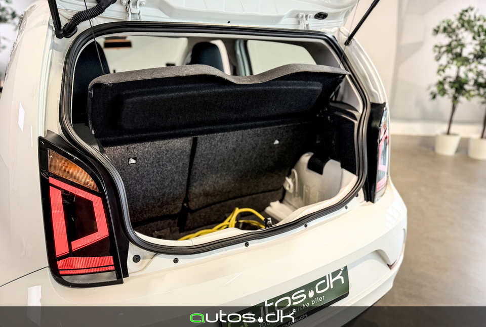 VW e-Up! Move Up! 5d